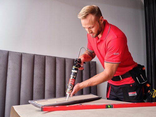 Zagracony garaż? Oto spos&oacute;b, by odzyskać przestrzeń w jeden dzień